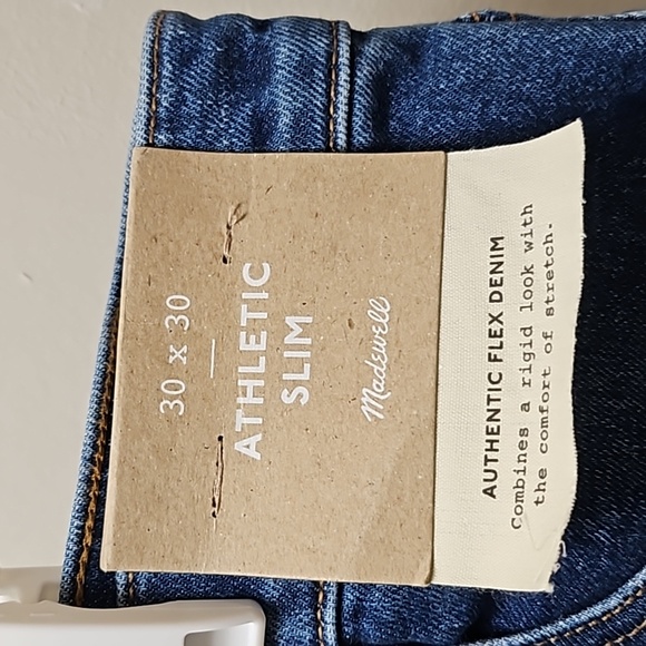Madewell x BCRF athletic slim authentic flex denim jeans - 30x30 - Picture 2 of 6